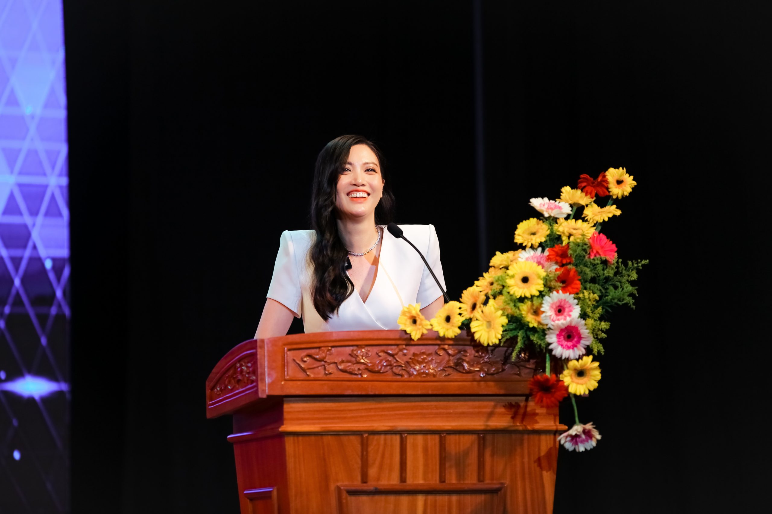 Bà Narci Trịnh doanh nhân tiêu biểu 2022